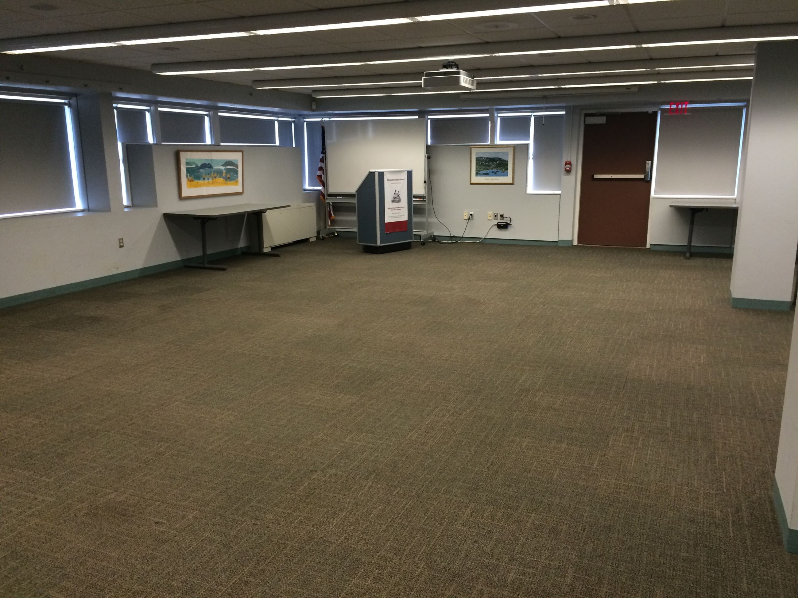 Photograph of the Whiton Room.